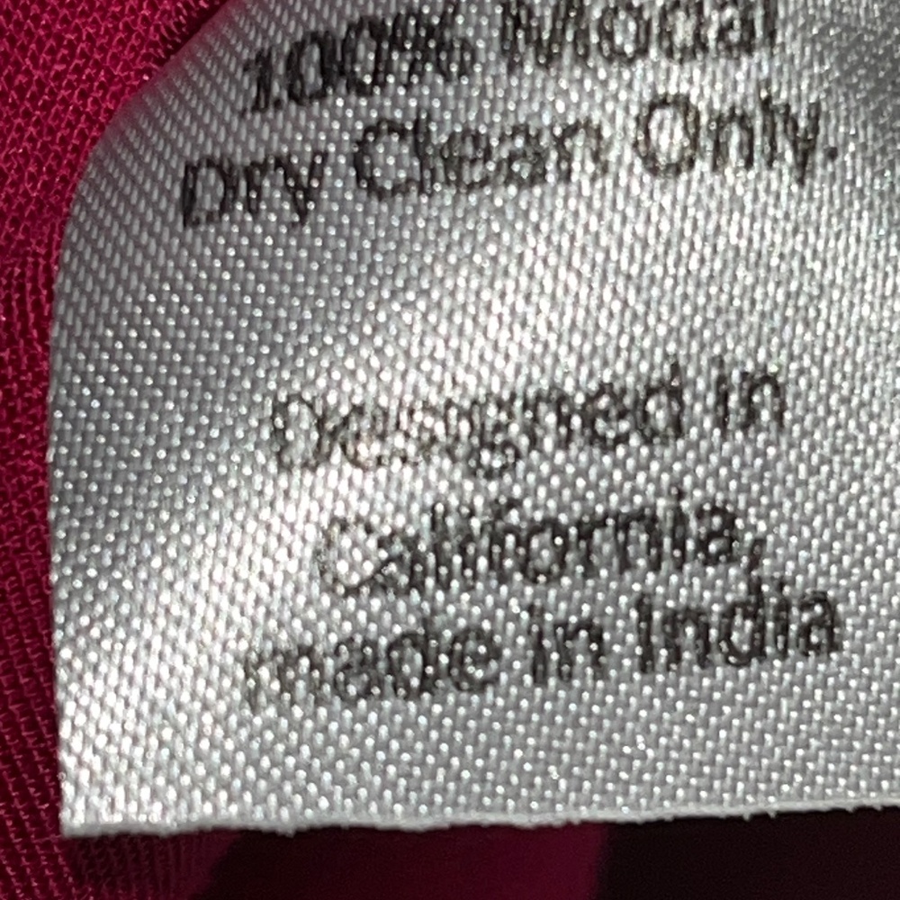 Rock Flower Paper Magenta Tunic, size large, great for Valentine's Day! - Picture 7 of 9